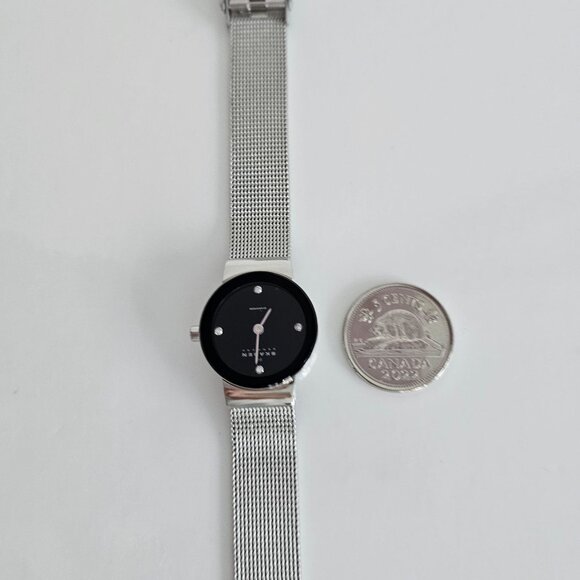 Skagen DIAMONDS Women's Watch! - Picture 8 of 10